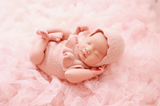 广汉宝宝几个月可以抬头 广汉宝宝几个月可以抬头